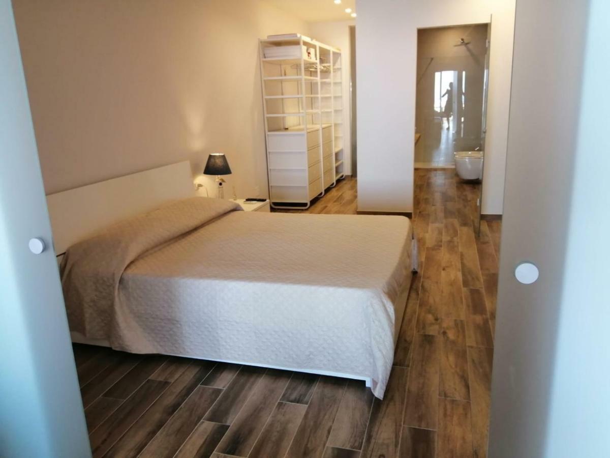 Appartamento Vista Mare Capo dʼOrlando Exterior foto